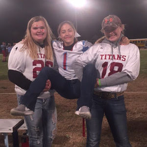 Meet your Posher, Lacey